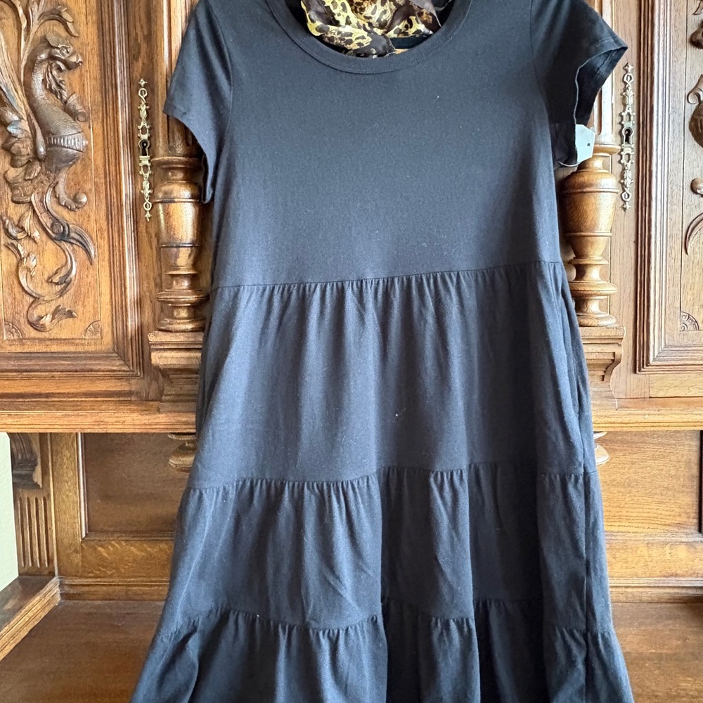 NWT- SIMPLE TEE TIERED DRESS-  XS OR S